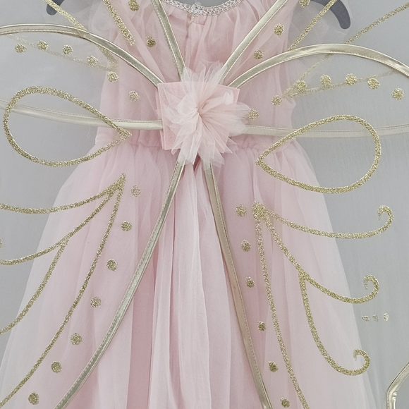 Costume - Picture 3 of 3